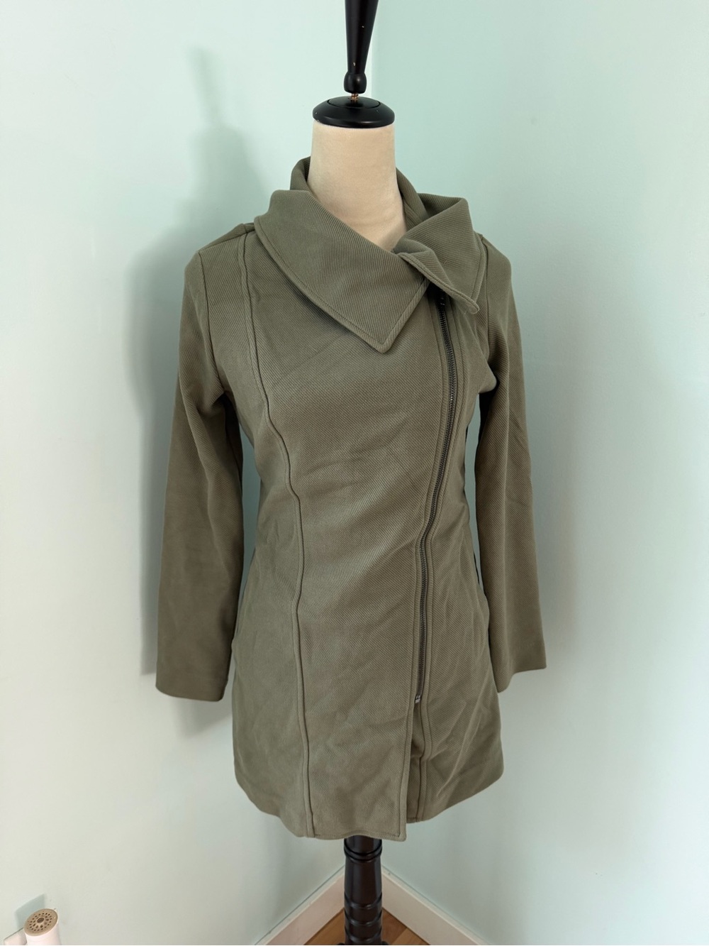 Banana Republic XS Olive Green Asymmetric Zip Longline Knit Moto Jacket